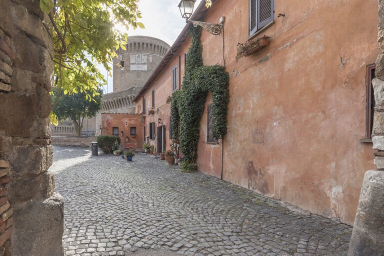 Ingresso principale del Borgo di Ostia Antica